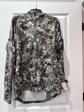 Sitka Gear Fanatic Hoodie - Hunting Digital Camouflage Pullover - Lightweight
